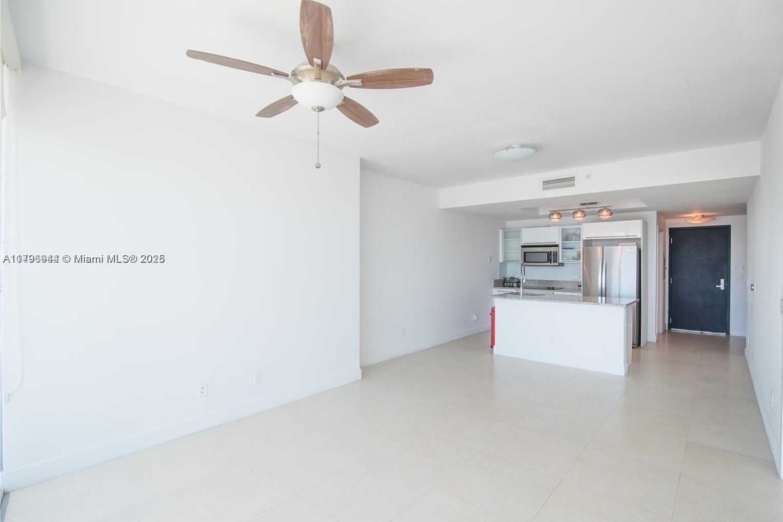 Small Image of 888 BISCAYNE BLVD #2103, Miami Number 10