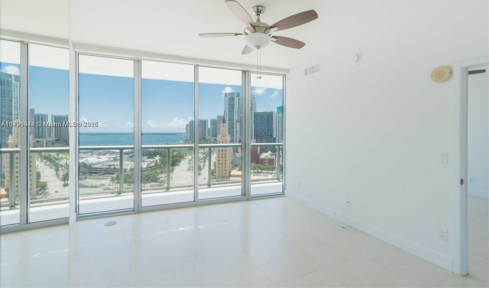Small Image of 888 BISCAYNE BLVD #2103, Miami Number 11