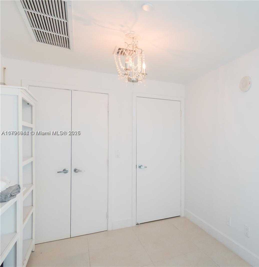 Small Image of 888 BISCAYNE BLVD #2103, Miami Number 12