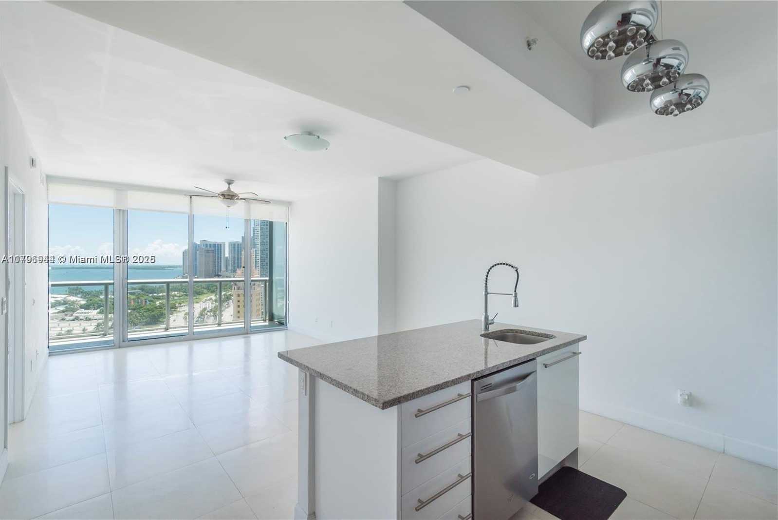 Small Image of 888 BISCAYNE BLVD #2103, Miami Number 15