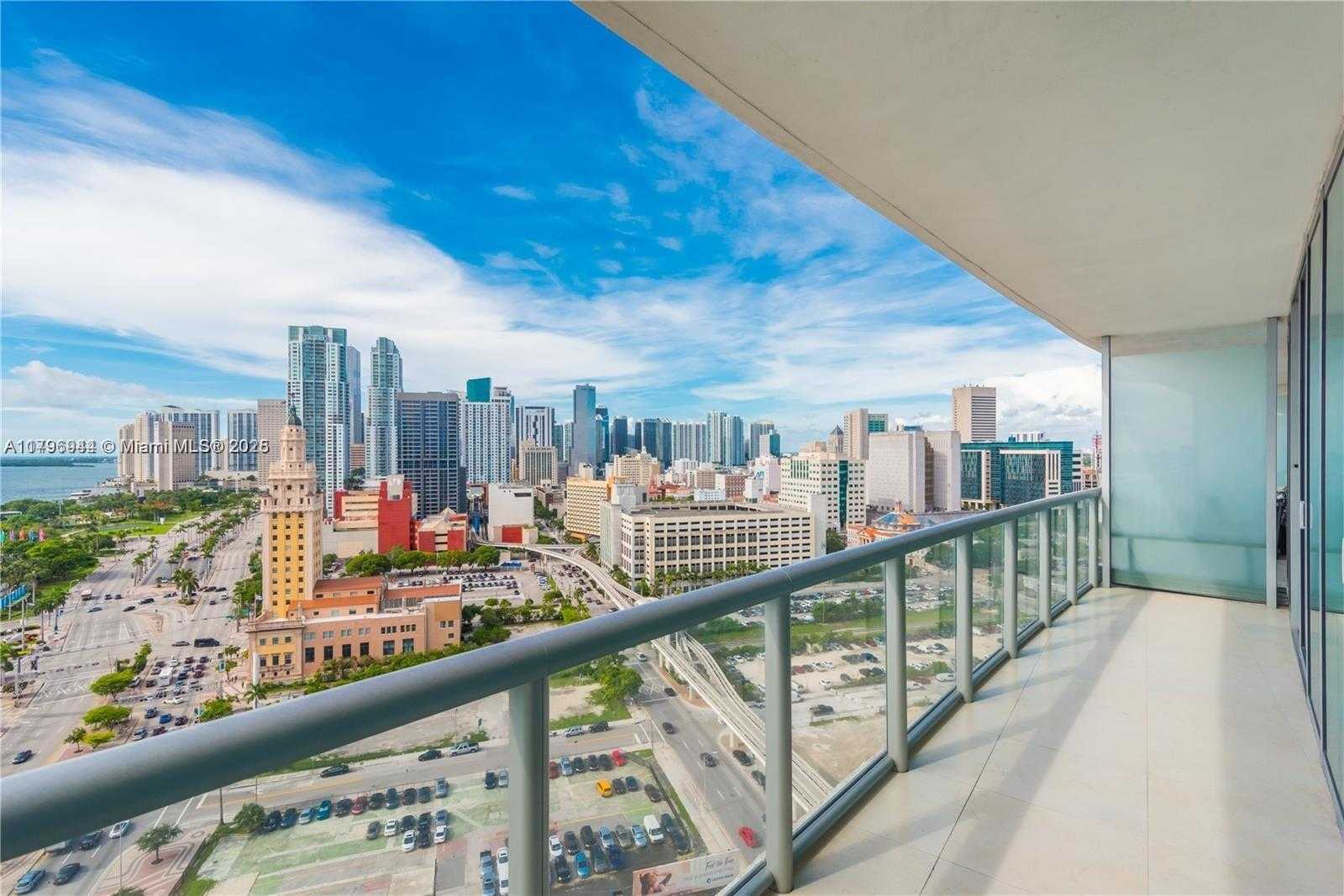 Small Image of 888 BISCAYNE BLVD #2103, Miami Number 3