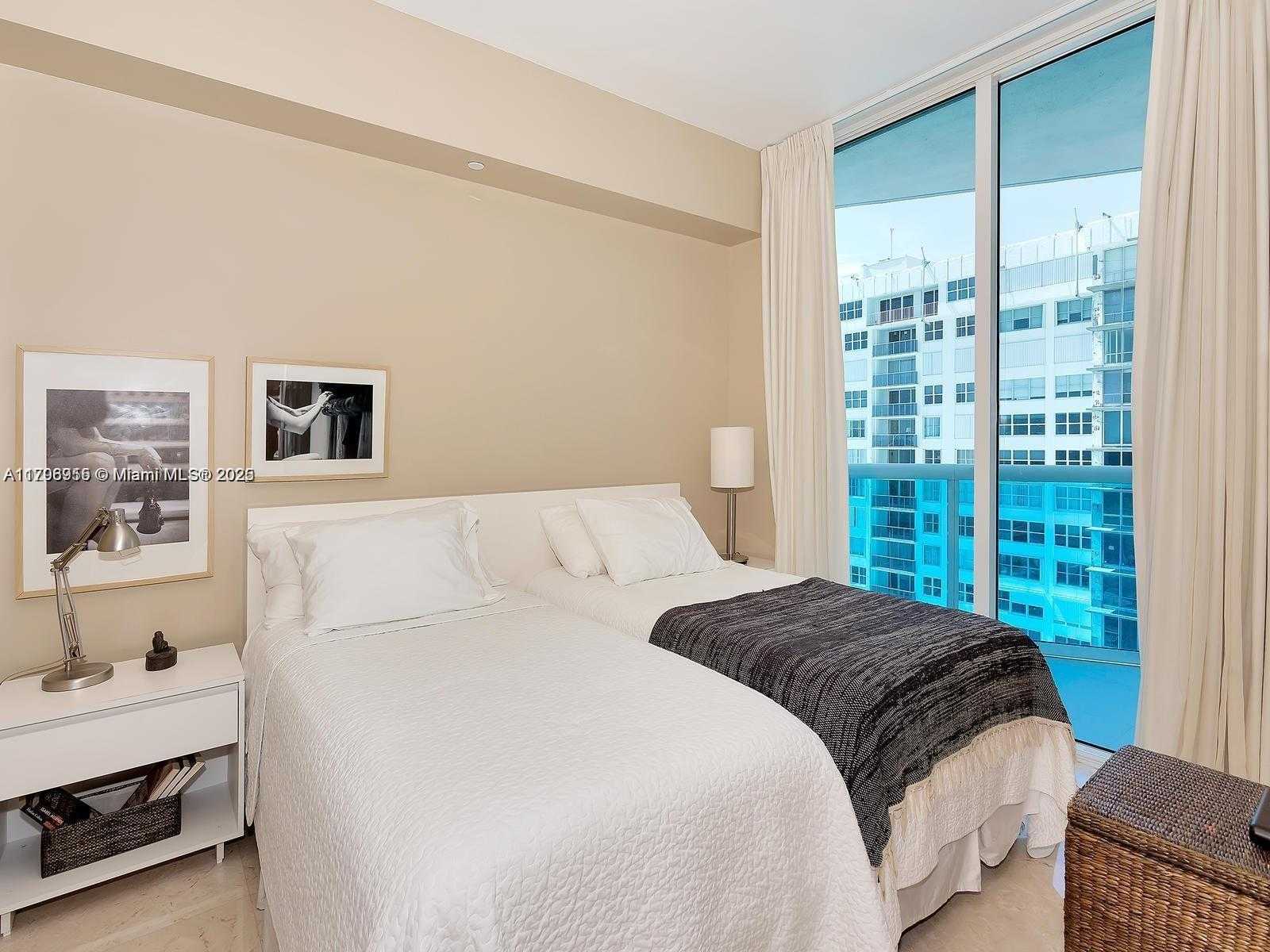 Small Image of 2711 SOUTH OCEAN DR #1206, Hollywood Number 25