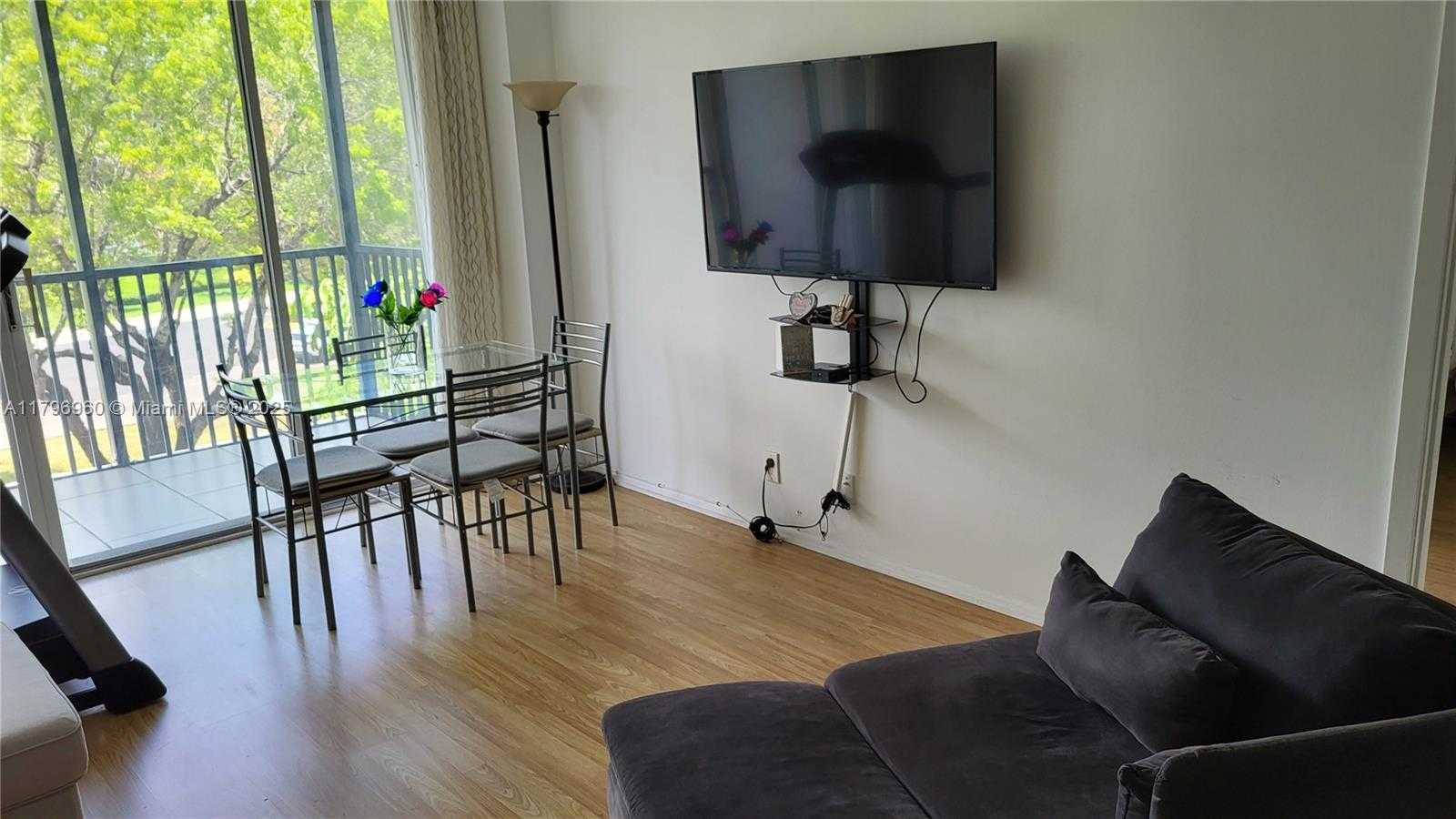 Small Image of 3401 NORTH COUNTRY CLUB DR #410, Aventura Number 12