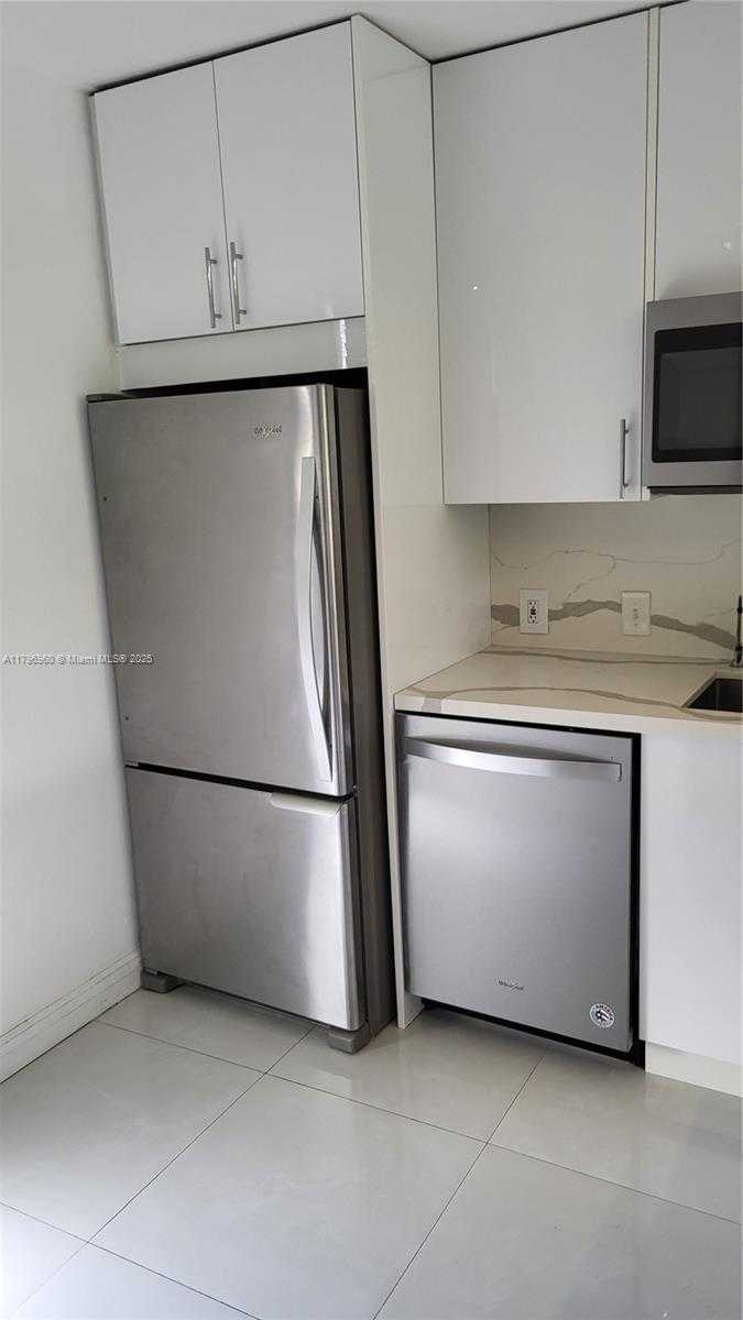 Small Image of 3401 NORTH COUNTRY CLUB DR #410, Aventura Number 22