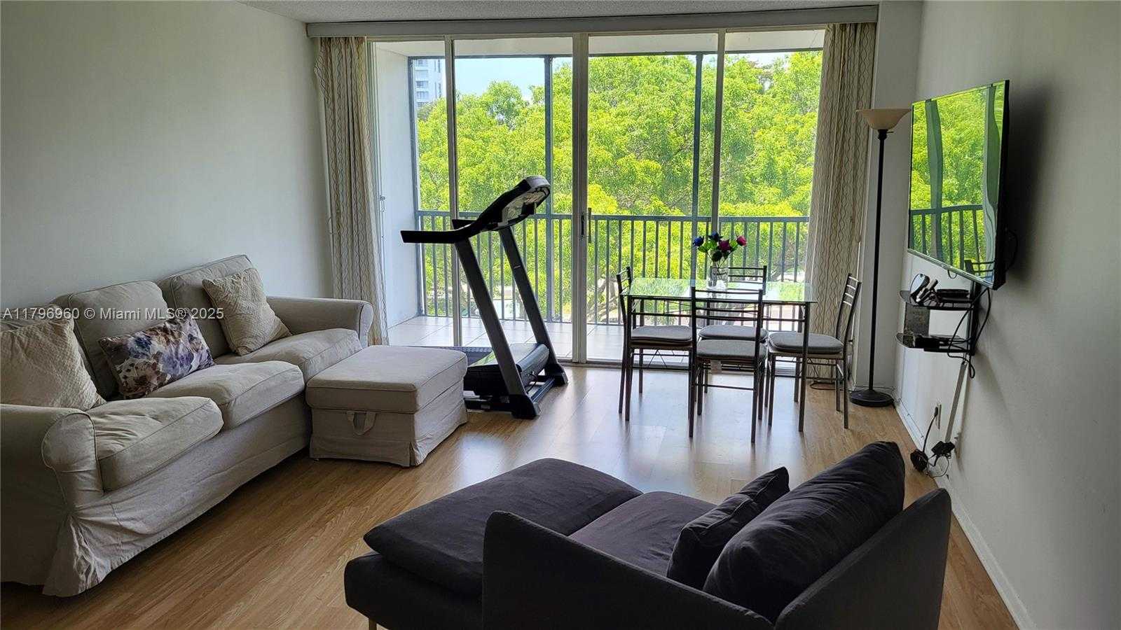 Small Image of 3401 NORTH COUNTRY CLUB DR #410, Aventura Number 8