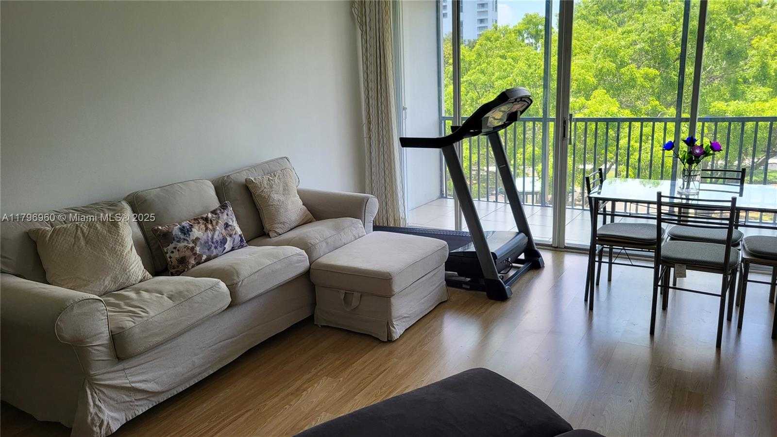 Small Image of 3401 NORTH COUNTRY CLUB DR #410, Aventura Number 9