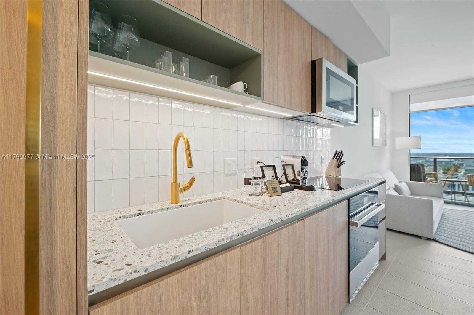 Small Image of 159 NORTH EAST 6TH ST #3504, Miami Number 17