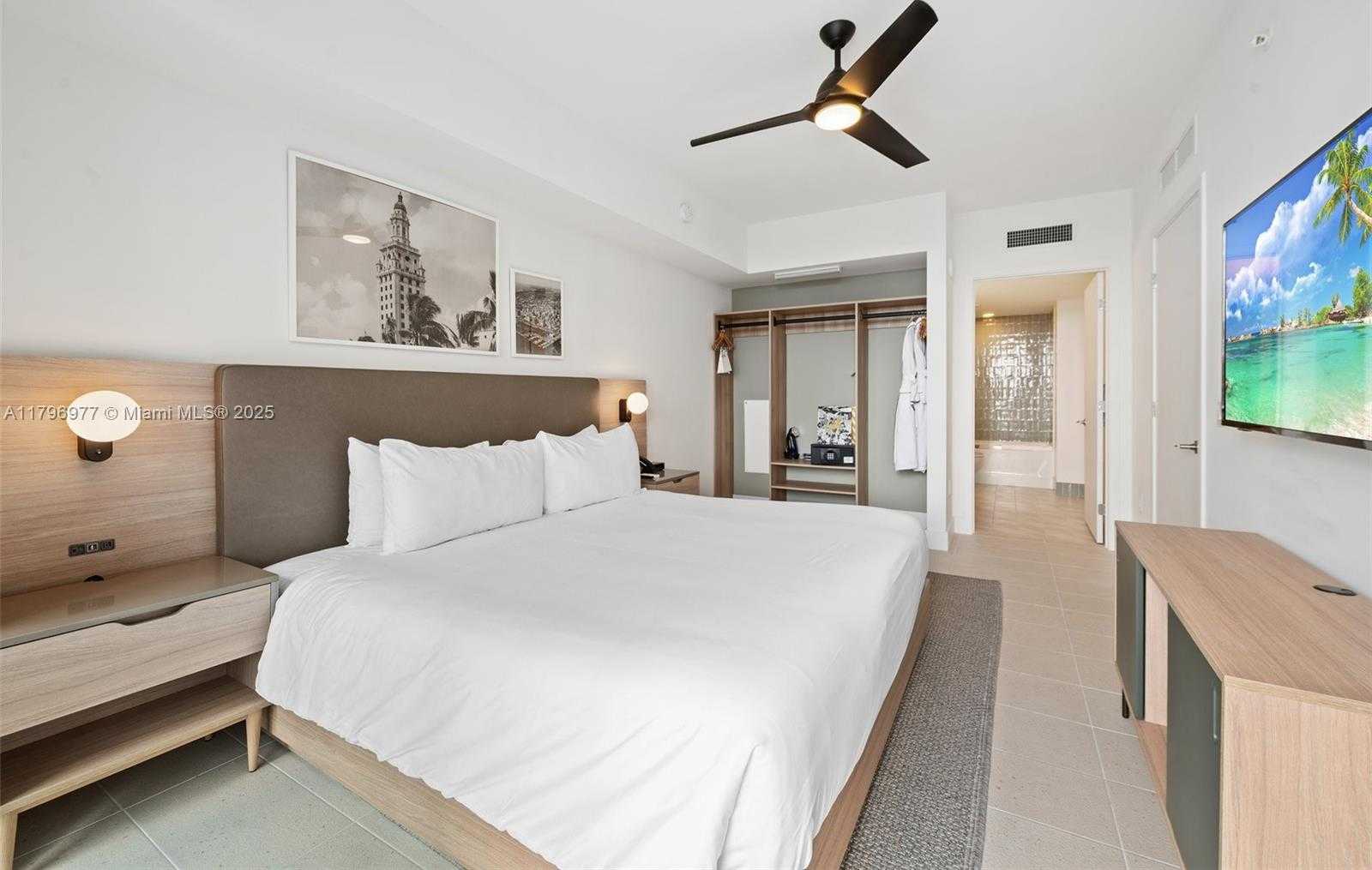 Small Image of 159 NORTH EAST 6TH ST #3504, Miami Number 22