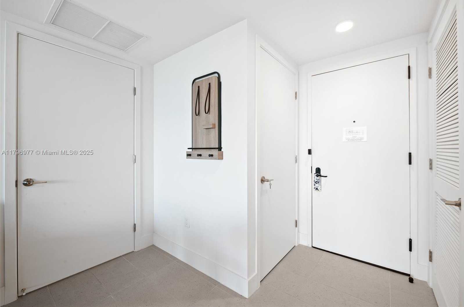 Small Image of 159 NORTH EAST 6TH ST #3504, Miami Number 26