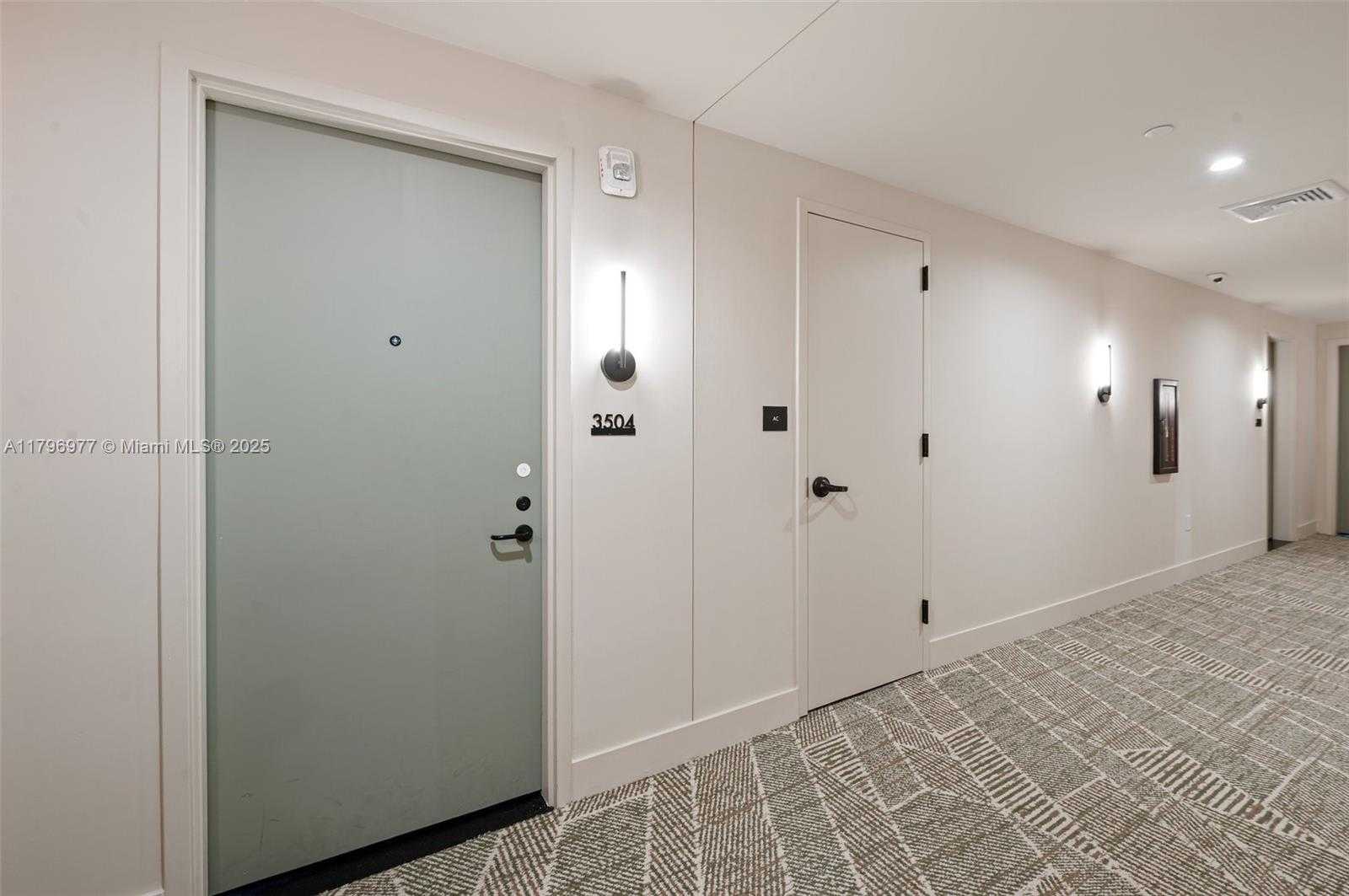 Small Image of 159 NORTH EAST 6TH ST #3504, Miami Number 5