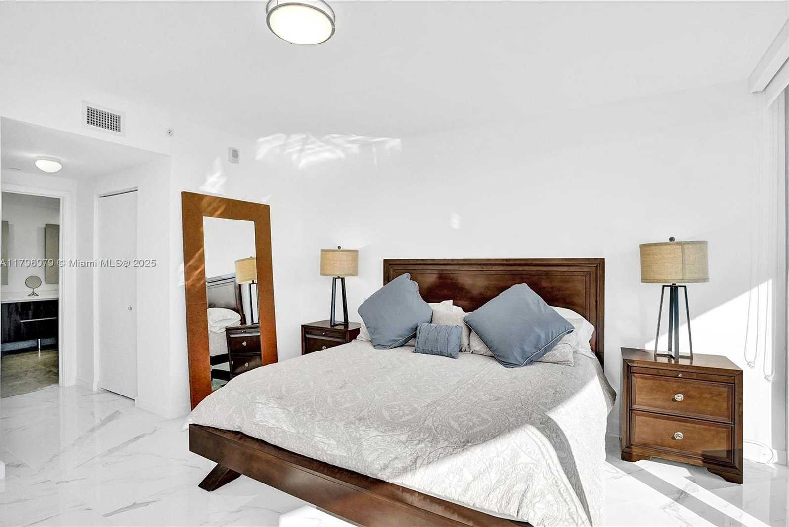 Small Image of 488 NORTH EAST 18TH ST #208, Miami Number 26