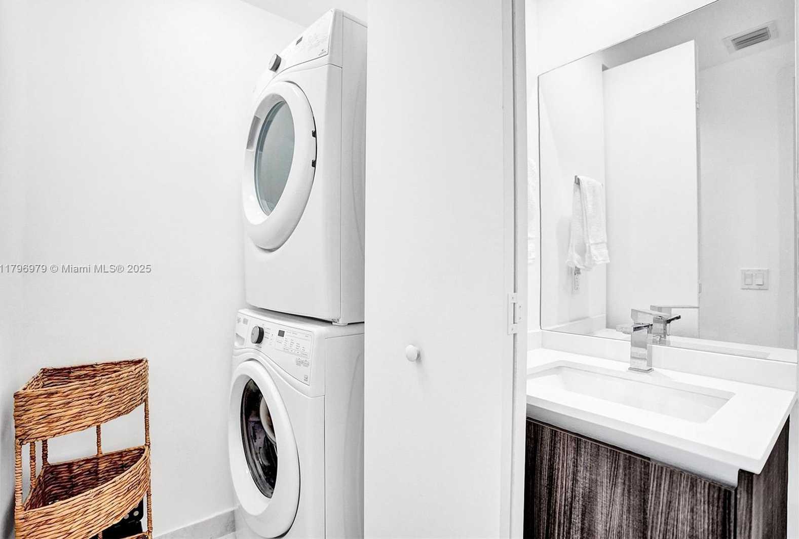 Small Image of 488 NORTH EAST 18TH ST #208, Miami Number 7