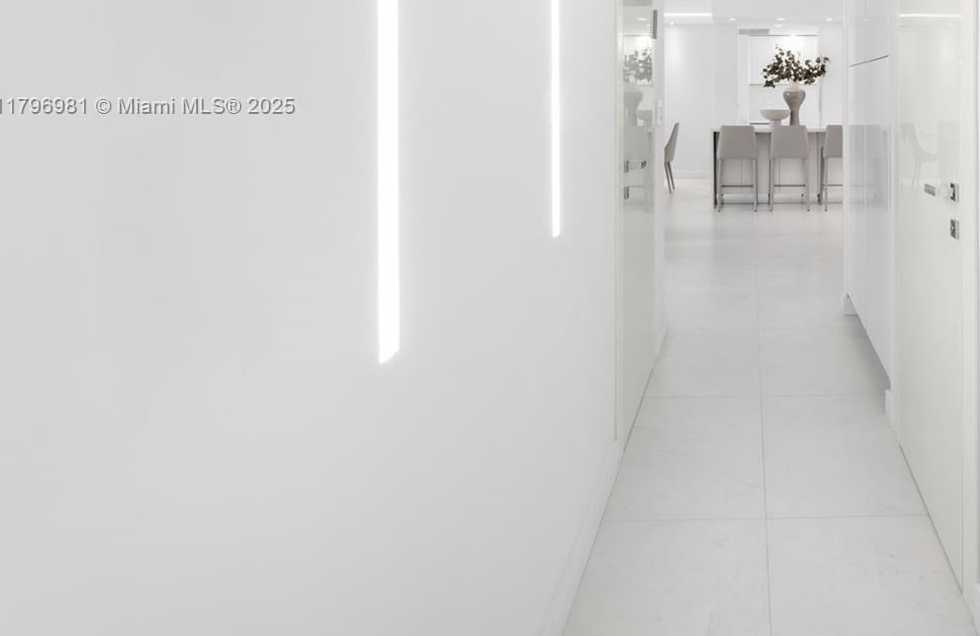 Small Image of 9801 COLLINS AVE #17P, Bal Harbour Number 12