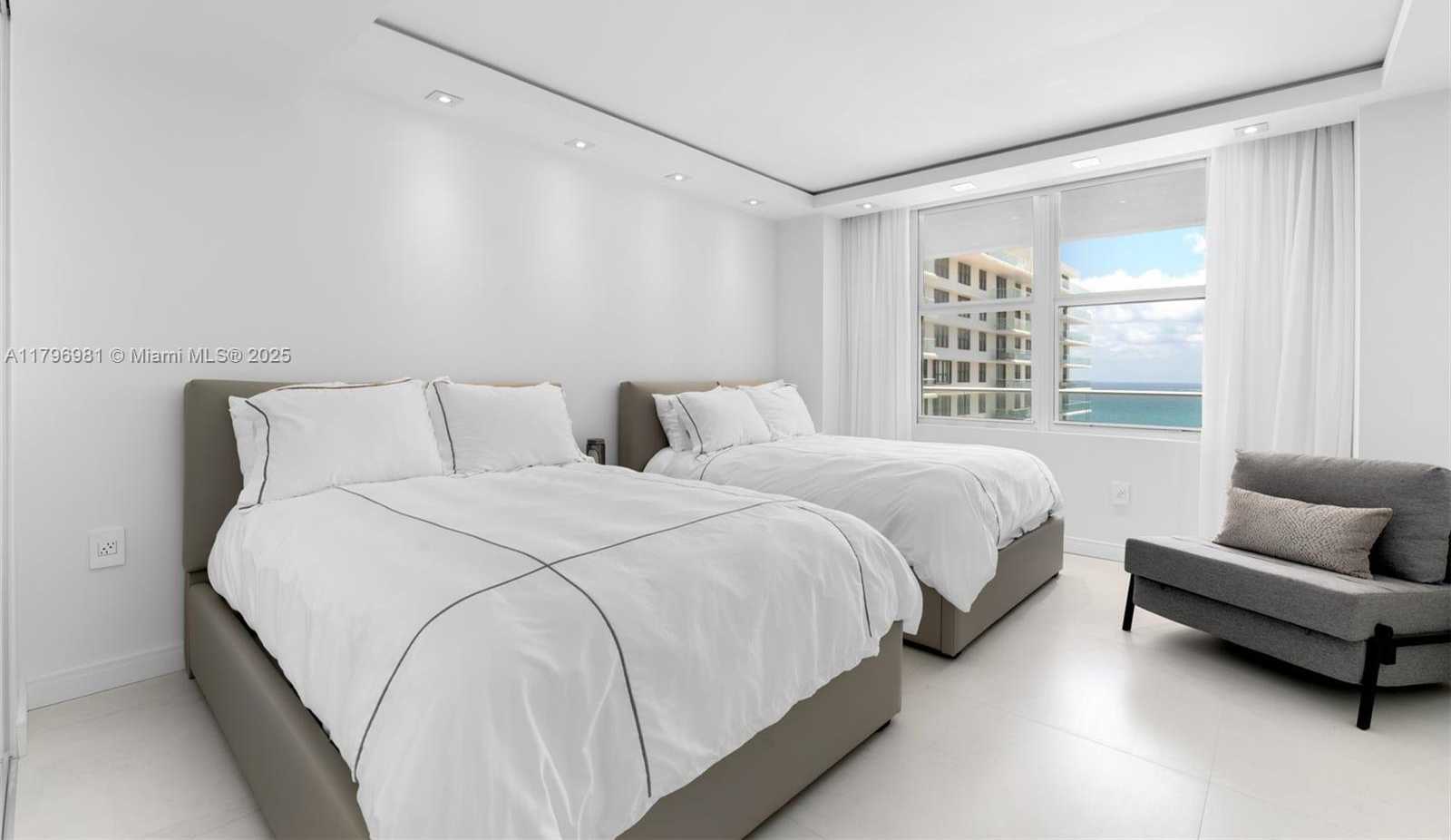Small Image of 9801 COLLINS AVE #17P, Bal Harbour Number 13