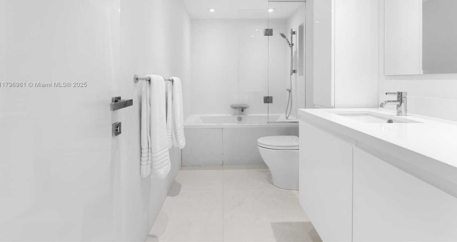 Small Image of 9801 COLLINS AVE #17P, Bal Harbour Number 15