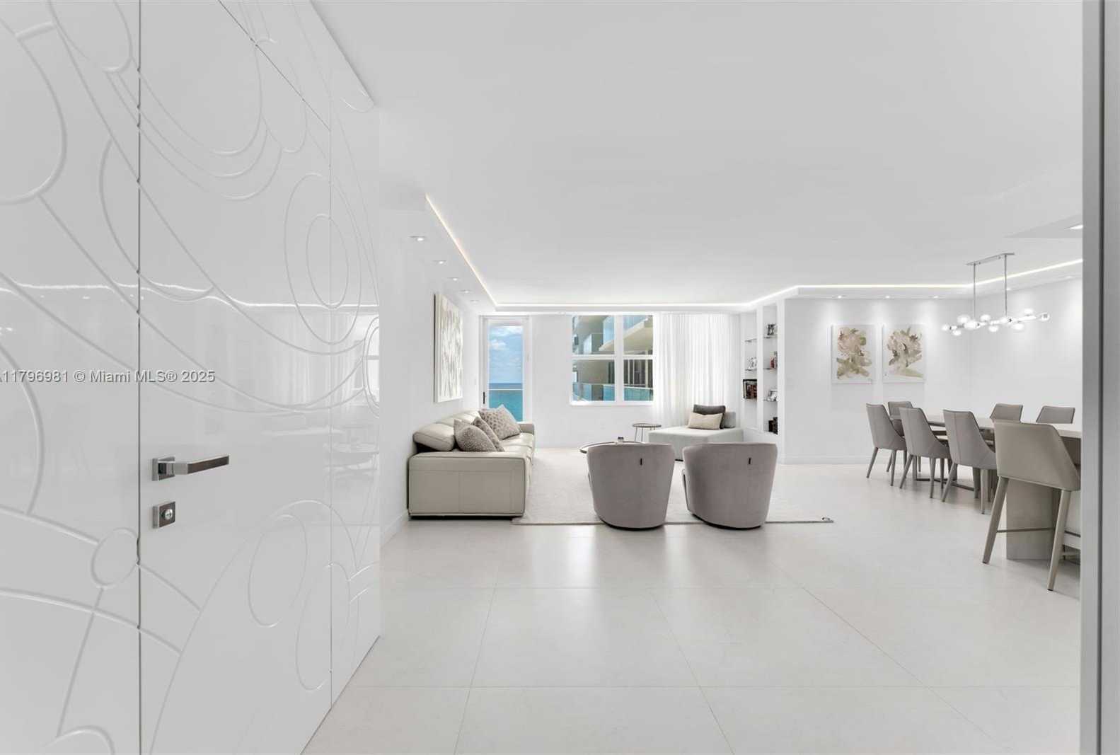 Small Image of 9801 COLLINS AVE #17P, Bal Harbour Number 2