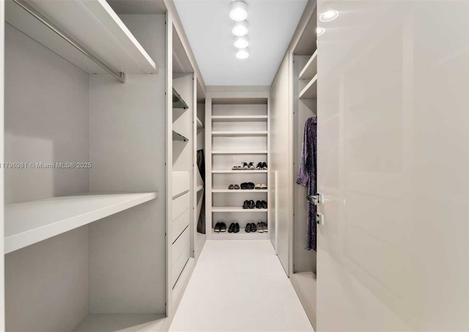Small Image of 9801 COLLINS AVE #17P, Bal Harbour Number 22