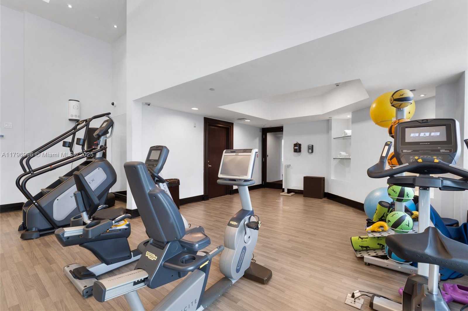 Small Image of 18911 COLLINS AVE #3003, Sunny Isles Beach Number 41