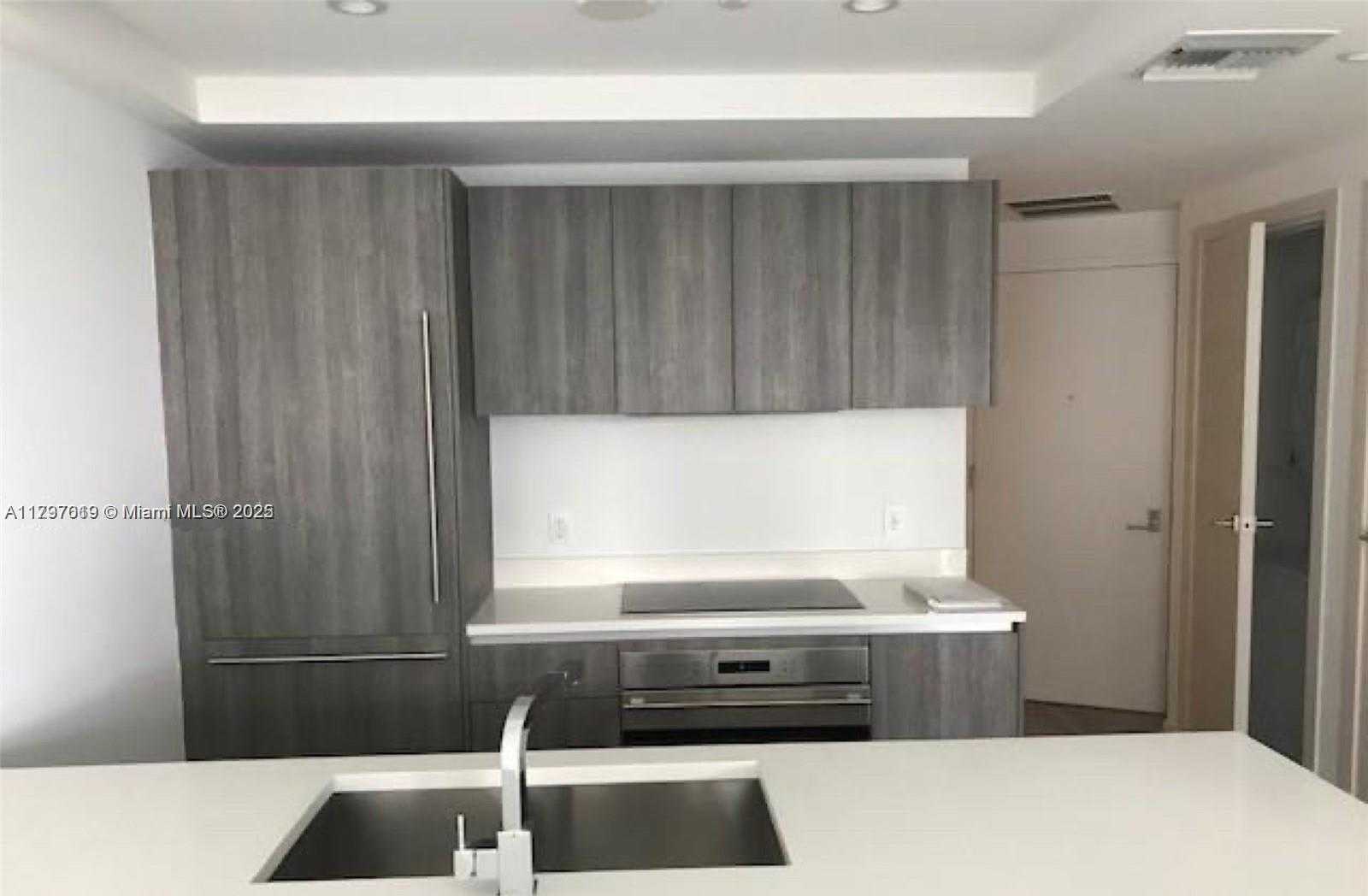 Small Image of 801 SOUTH MIAMI AVE #3508, Miami Number 3