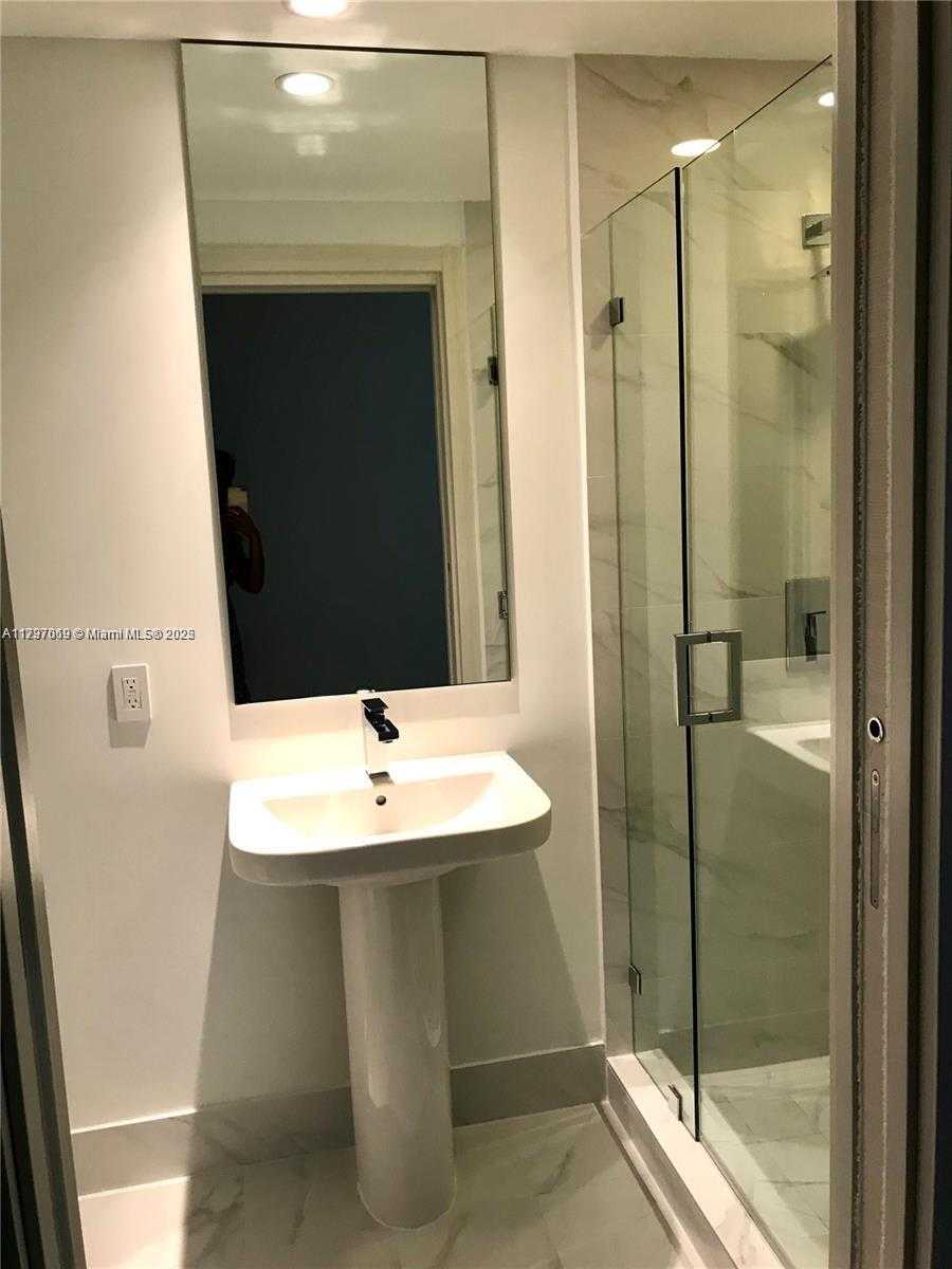 Small Image of 801 SOUTH MIAMI AVE #3508, Miami Number 6