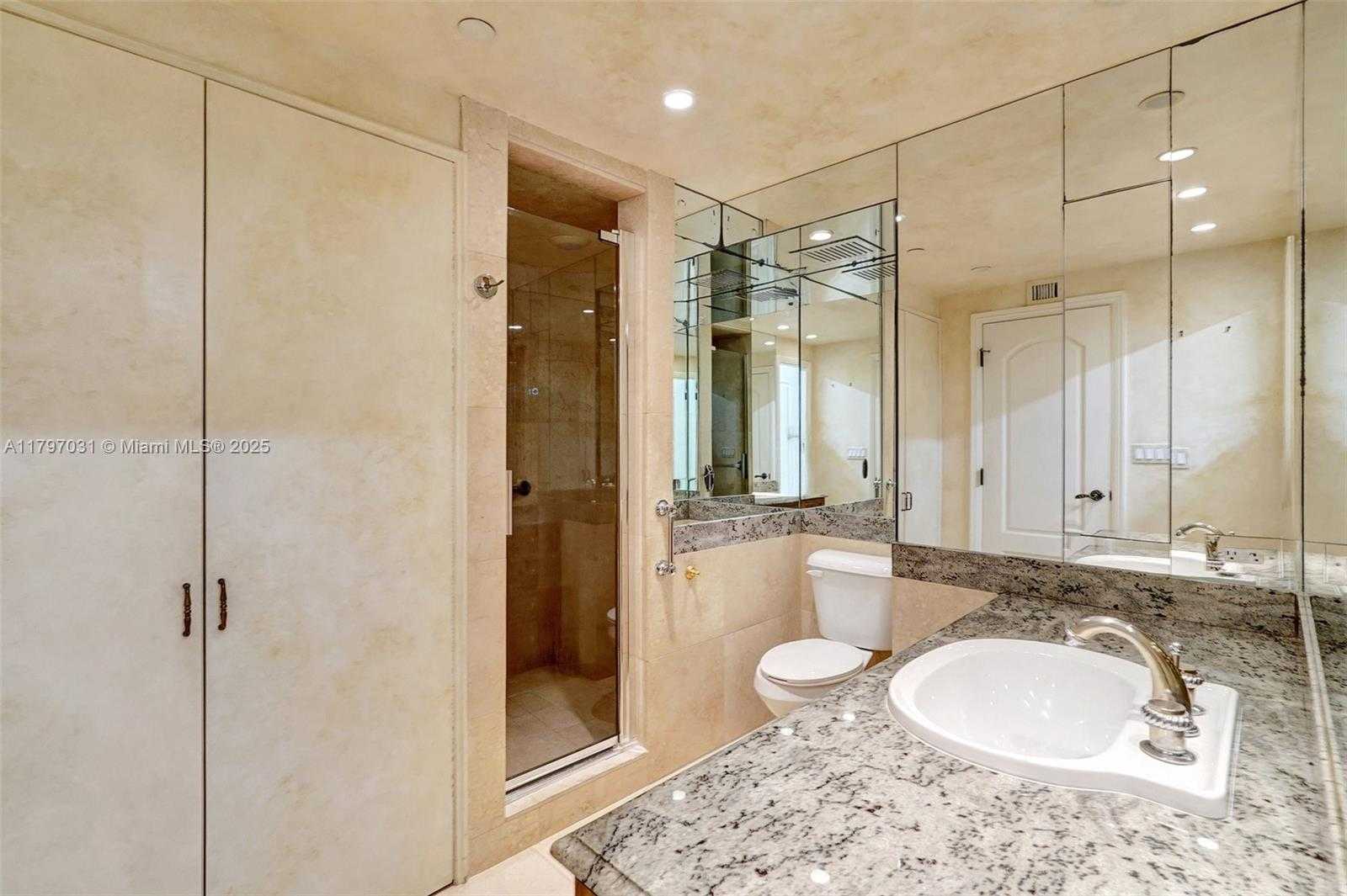 Small Image of 19667 TURNBERRY WAY #16GR, Aventura Number 58