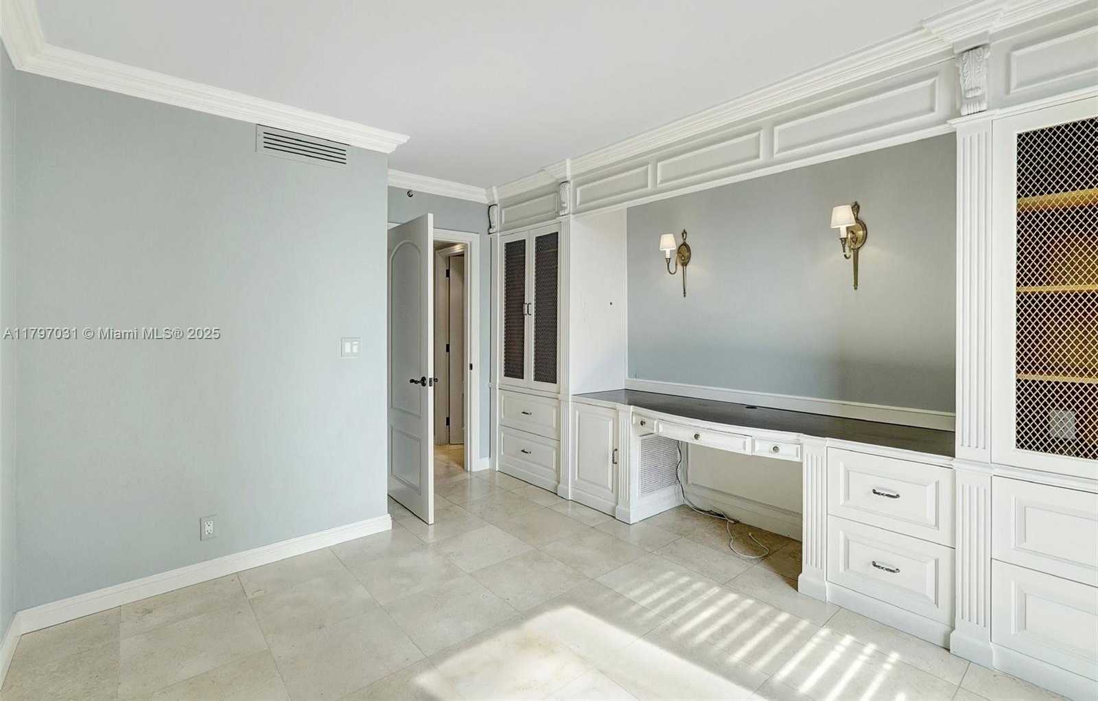Small Image of 19667 TURNBERRY WAY #16GR, Aventura Number 62