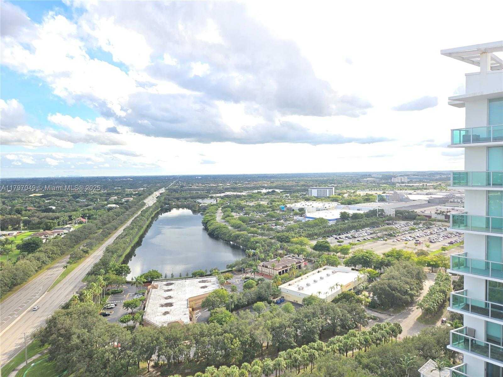 Small Image of 2641 NORTH FLAMINGO RD #2601N, Sunrise Number 10