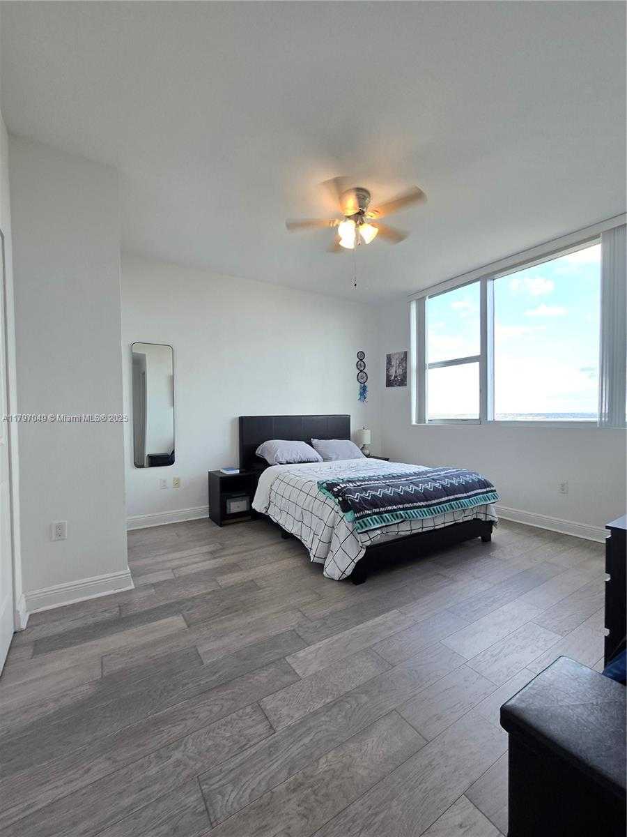 Small Image of 2641 NORTH FLAMINGO RD #2601N, Sunrise Number 12