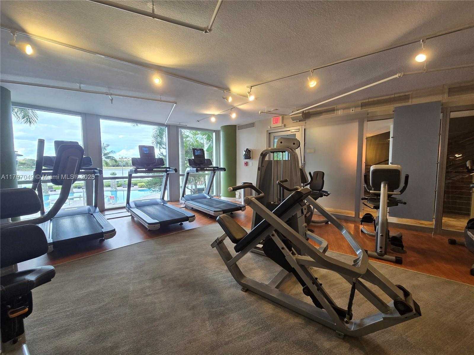 Small Image of 2641 NORTH FLAMINGO RD #2601N, Sunrise Number 25
