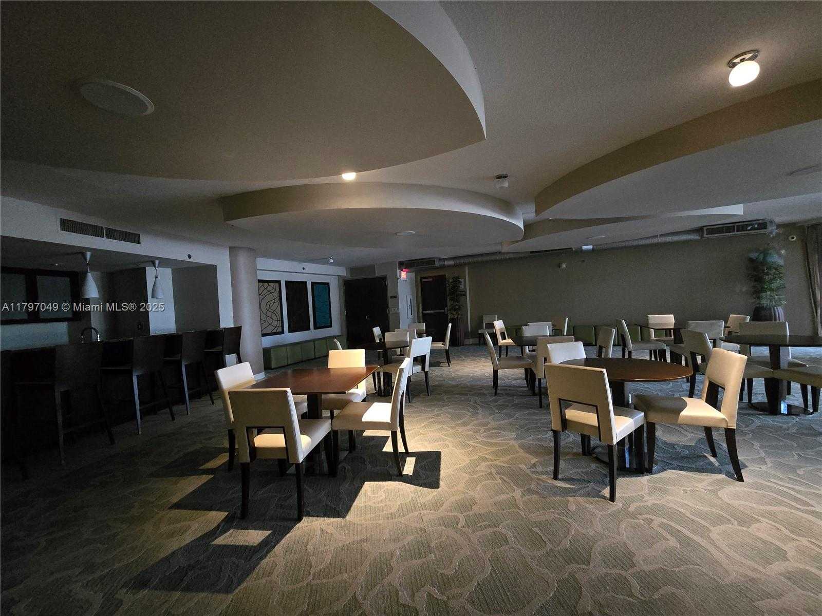 Small Image of 2641 NORTH FLAMINGO RD #2601N, Sunrise Number 27
