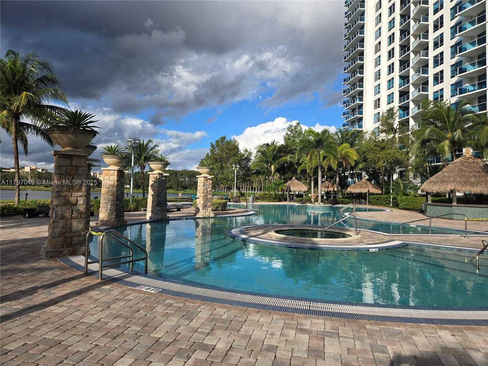 Small Image of 2641 NORTH FLAMINGO RD #2601N, Sunrise Number 28