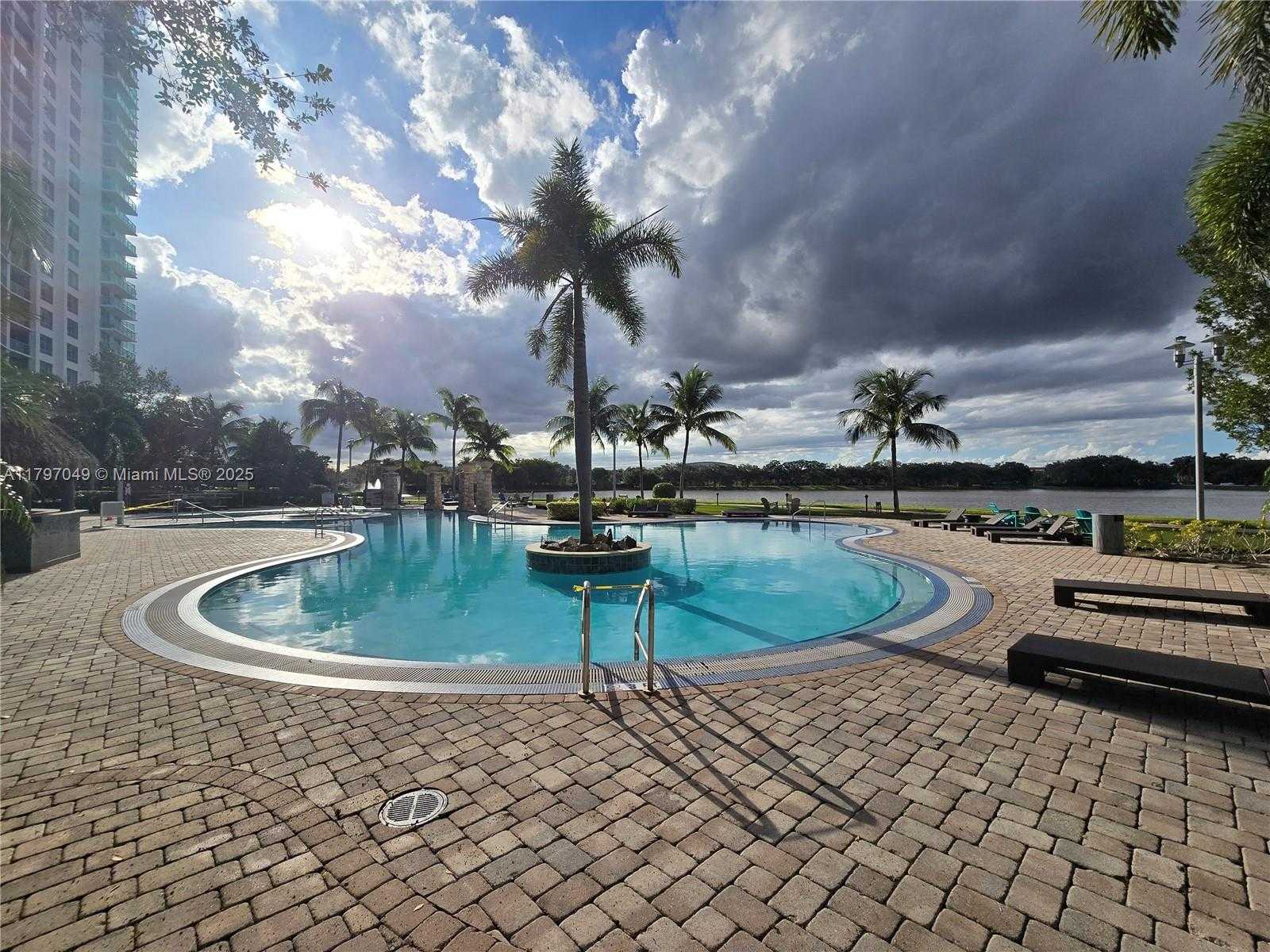 Small Image of 2641 NORTH FLAMINGO RD #2601N, Sunrise Number 29