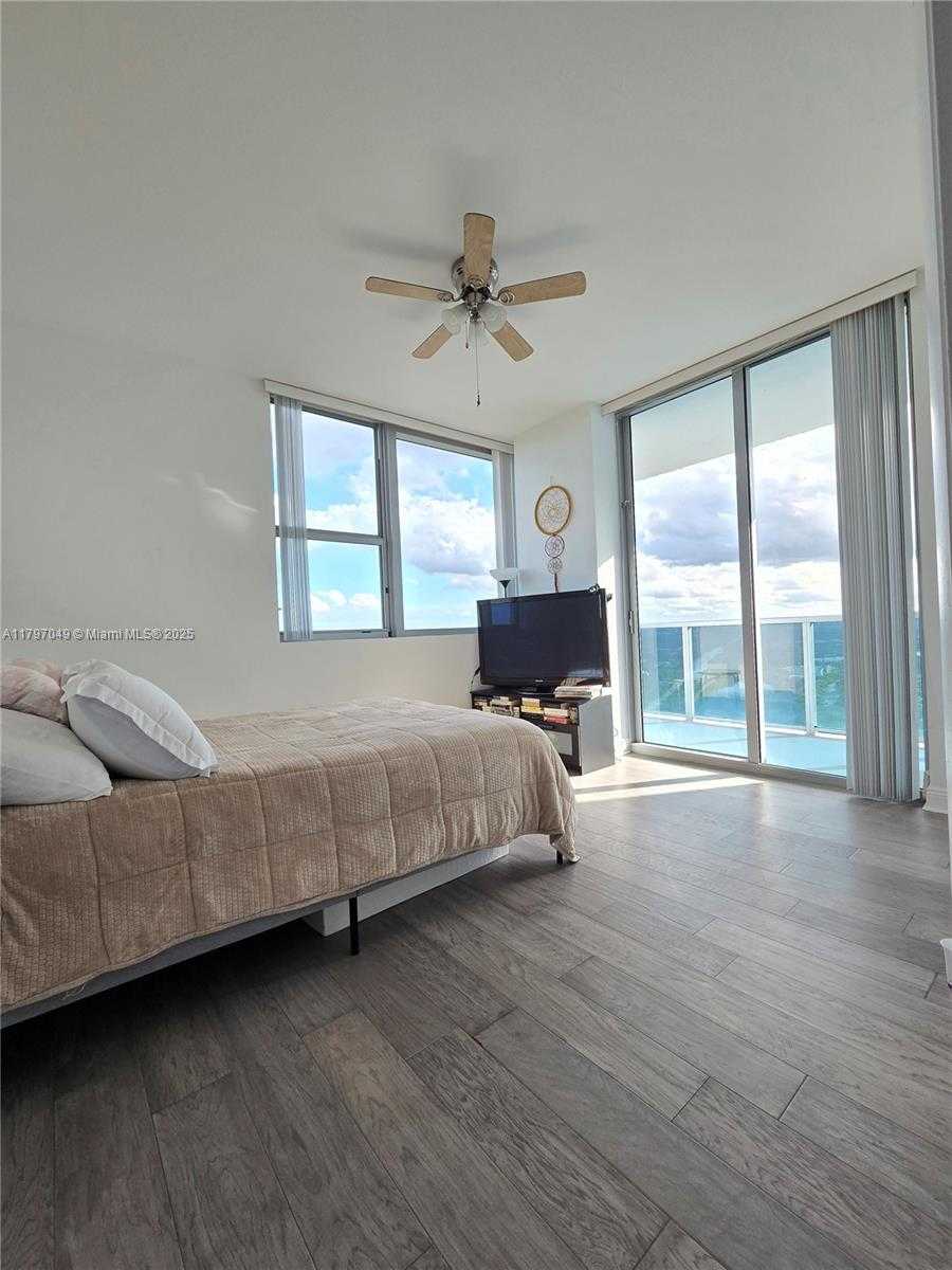 Small Image of 2641 NORTH FLAMINGO RD #2601N, Sunrise Number 7