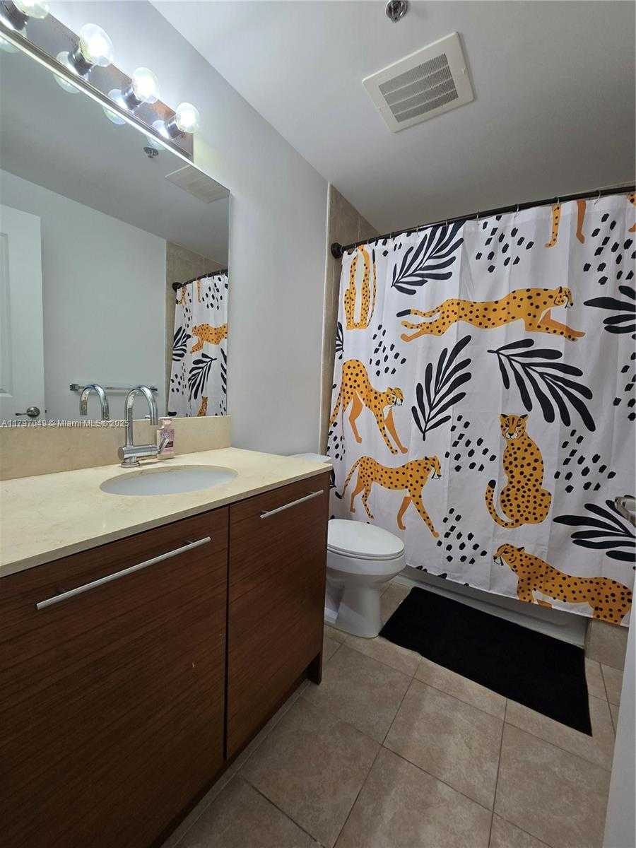 Small Image of 2641 NORTH FLAMINGO RD #2601N, Sunrise Number 9