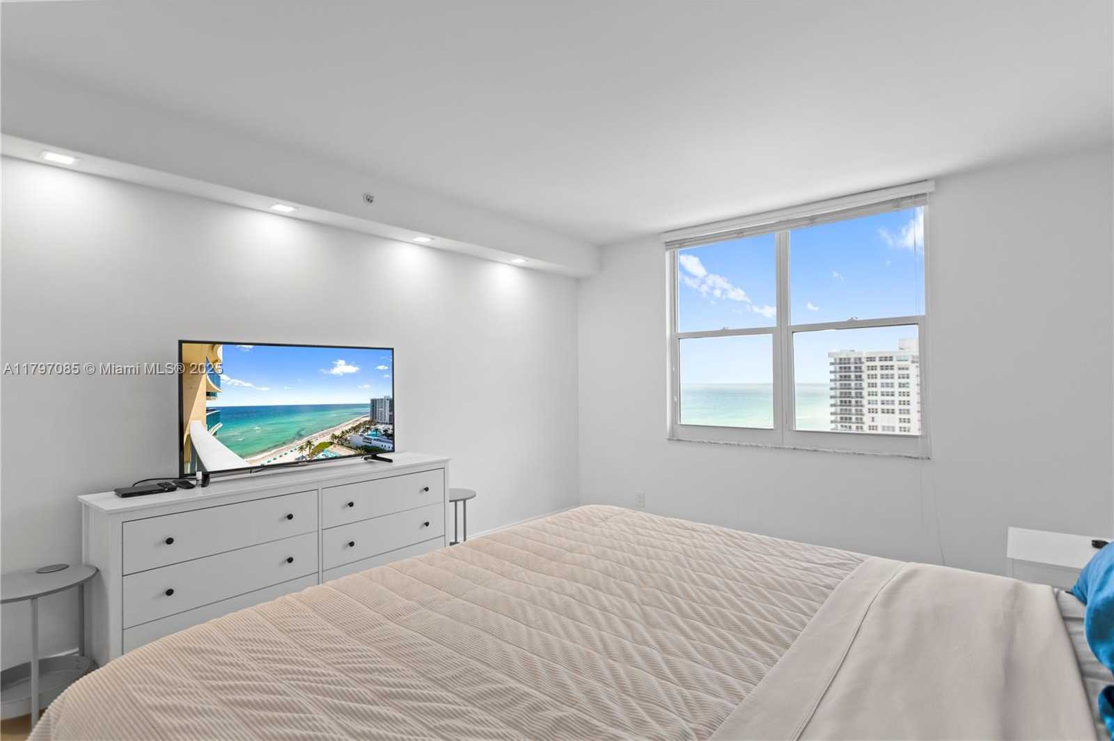 Small Image of 2501 SOUTH OCEAN DR #1614, Hollywood Number 13