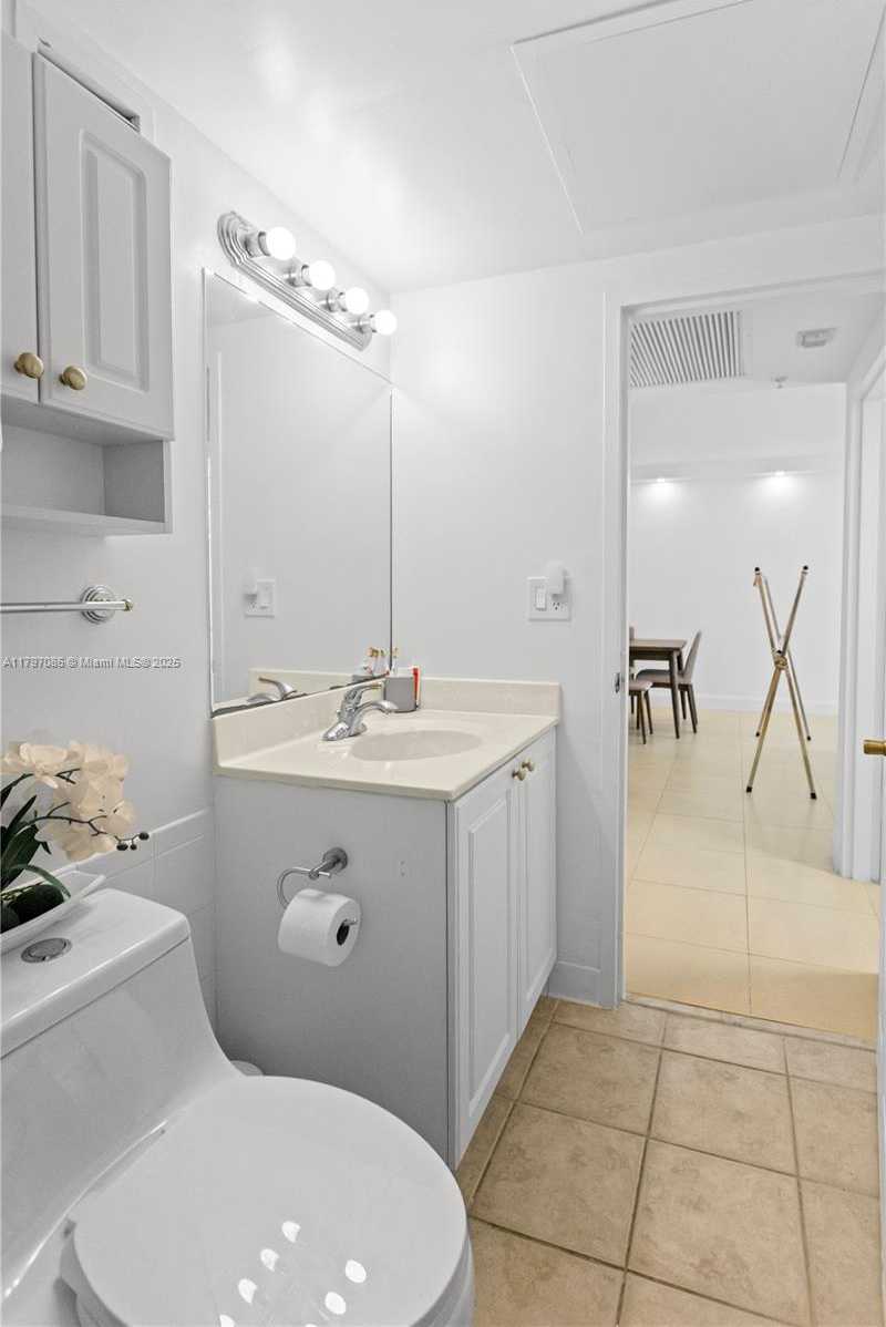 Small Image of 2501 SOUTH OCEAN DR #1614, Hollywood Number 18