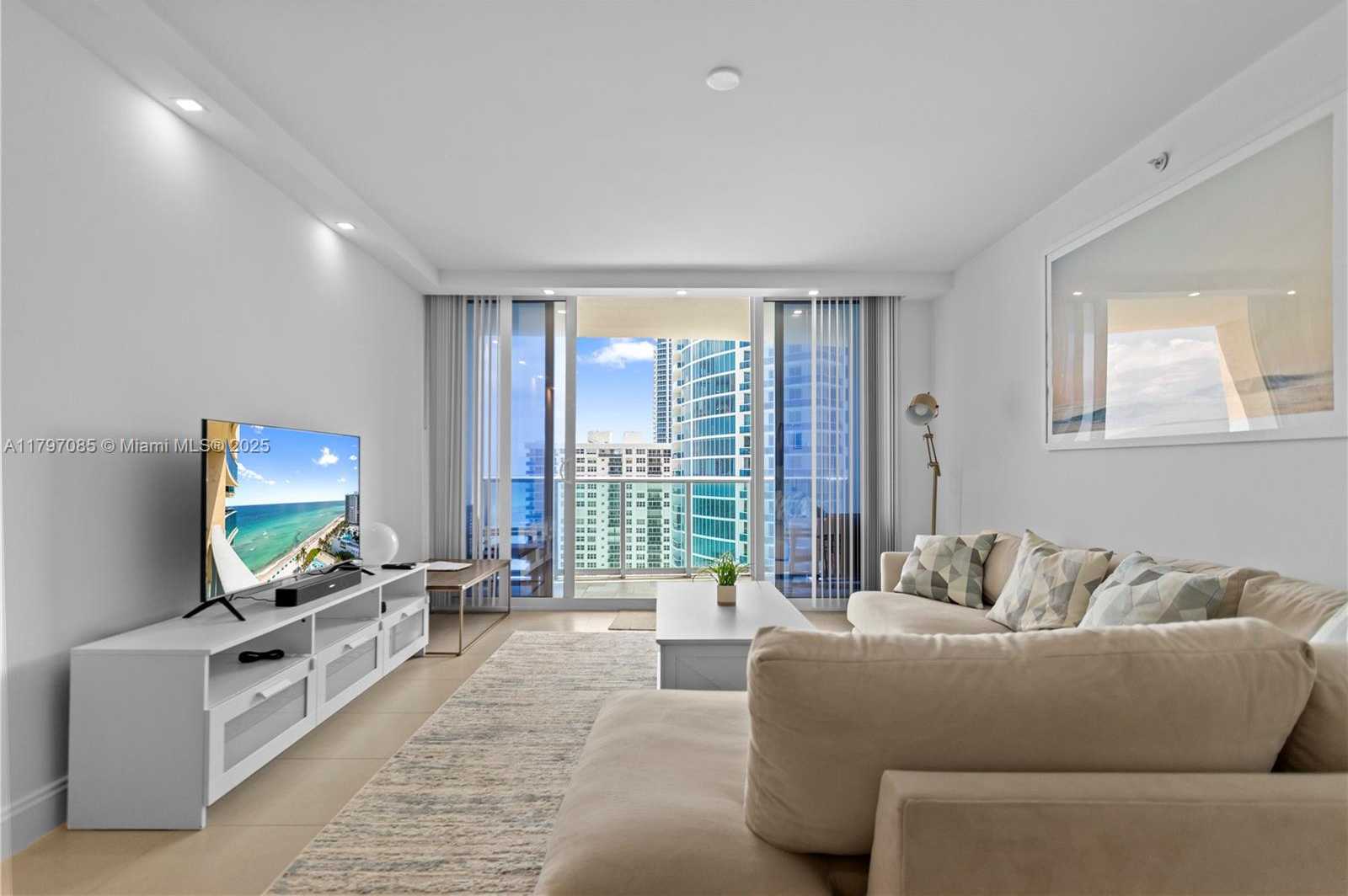 Small Image of 2501 SOUTH OCEAN DR #1614, Hollywood Number 50