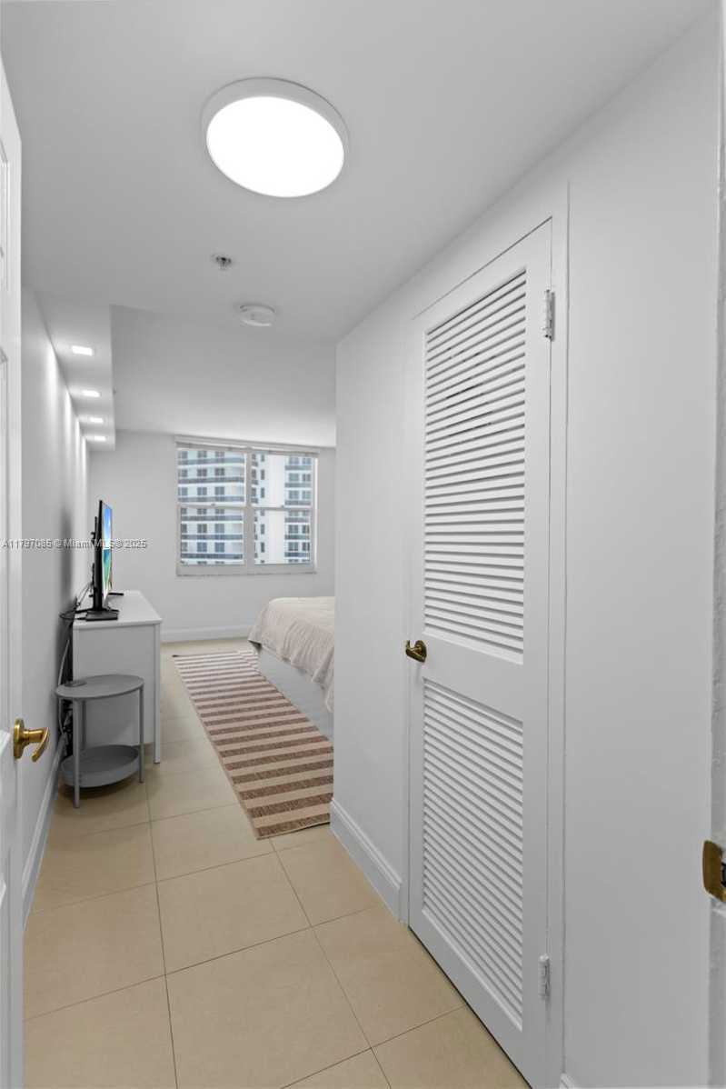 Small Image of 2501 SOUTH OCEAN DR #1614, Hollywood Number 52