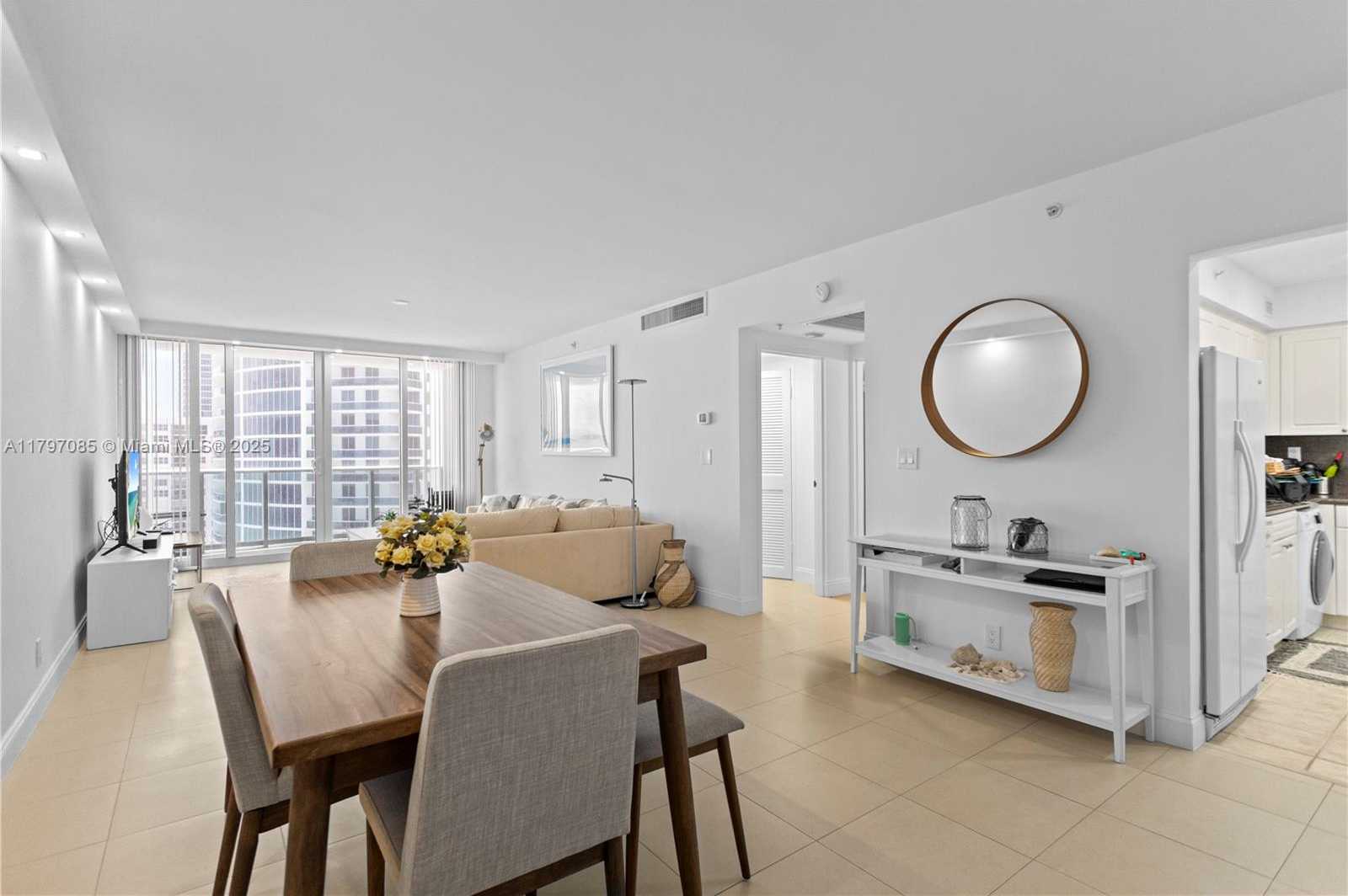 Small Image of 2501 SOUTH OCEAN DR #1614, Hollywood Number 6