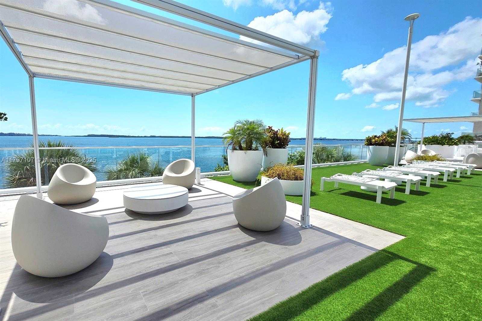 Small Image of 770 CLAUGHTON ISLAND DR #PH-26, Miami Number 21