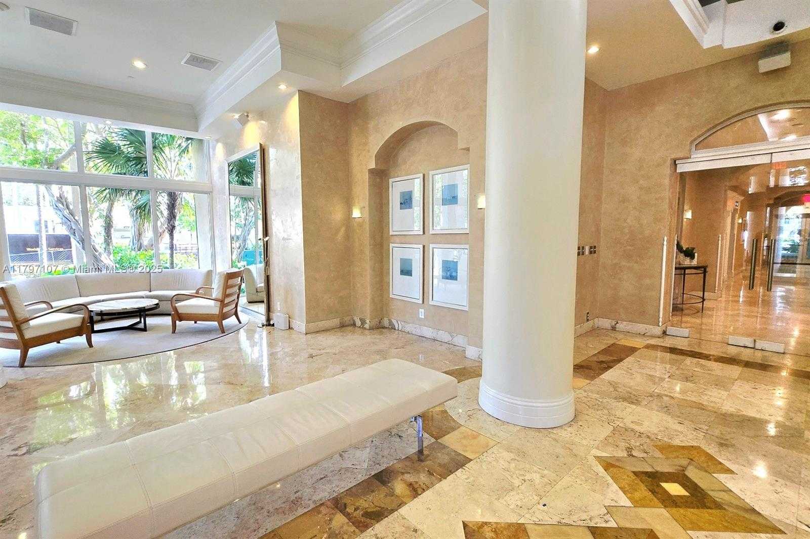 Small Image of 770 CLAUGHTON ISLAND DR #PH-26, Miami Number 29