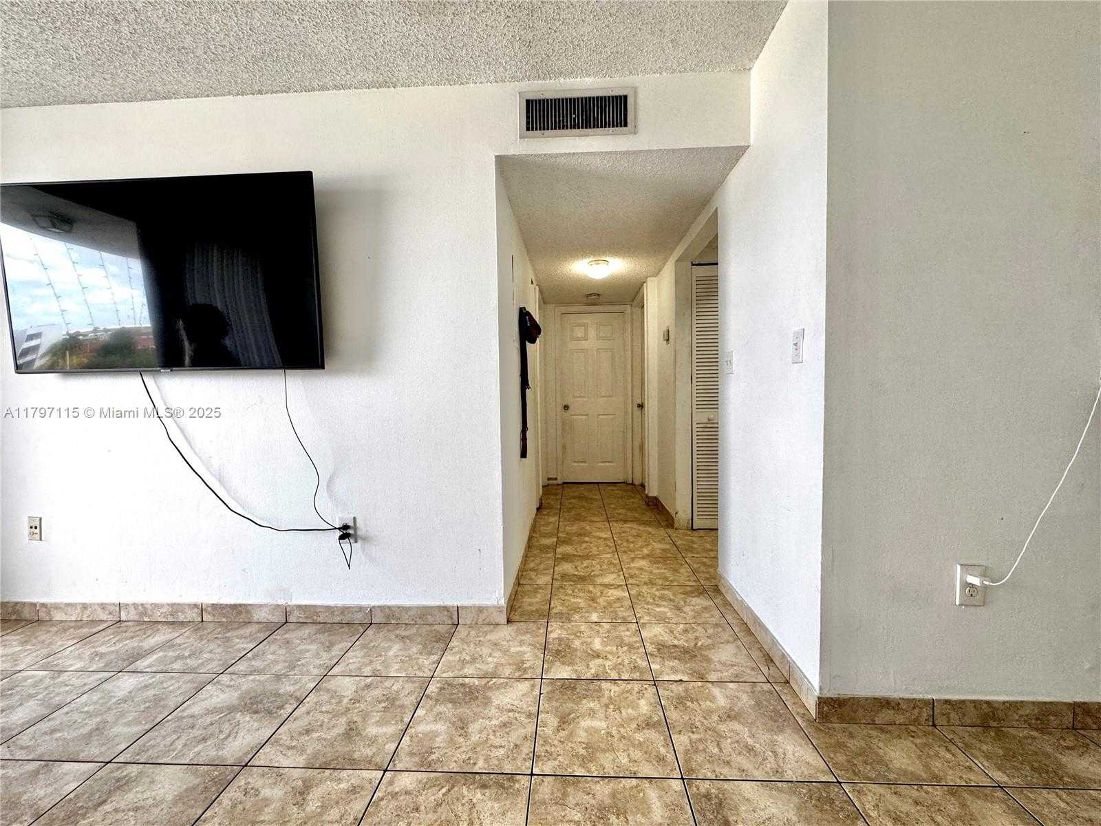 Small Image of 8145 NORTH WEST 7TH ST #404, Miami Number 6