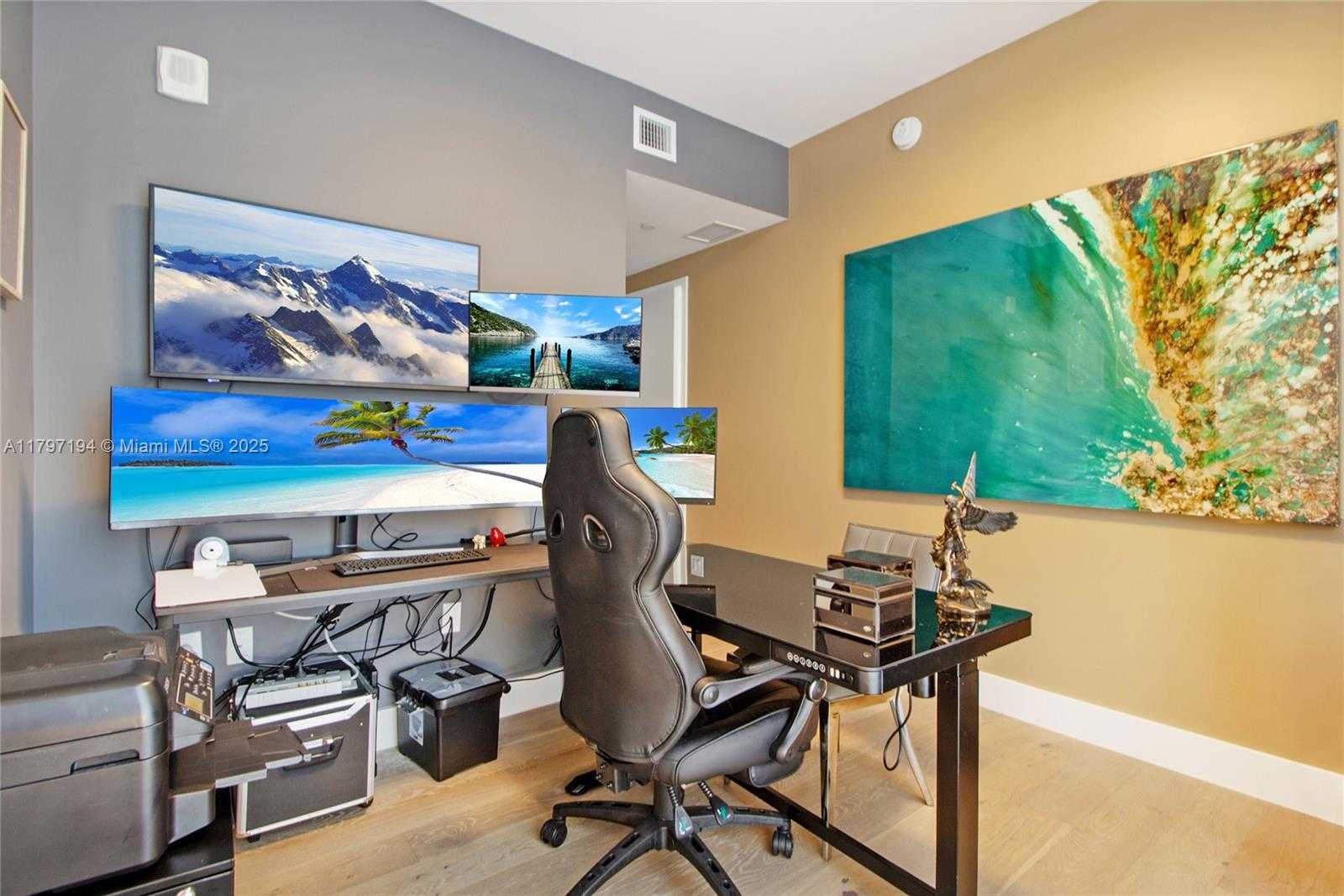 Small Image of 1010 BRICKELL AVE #3105, Miami Number 19