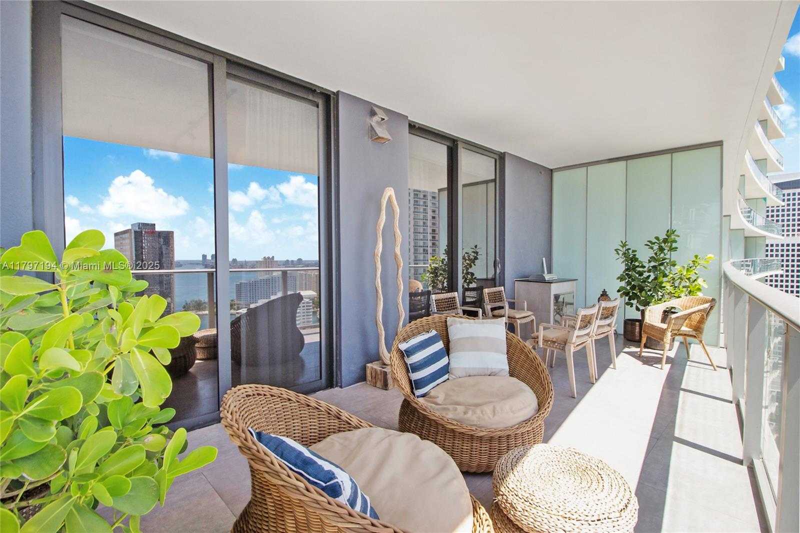 Small Image of 1010 BRICKELL AVE #3105, Miami Number 20