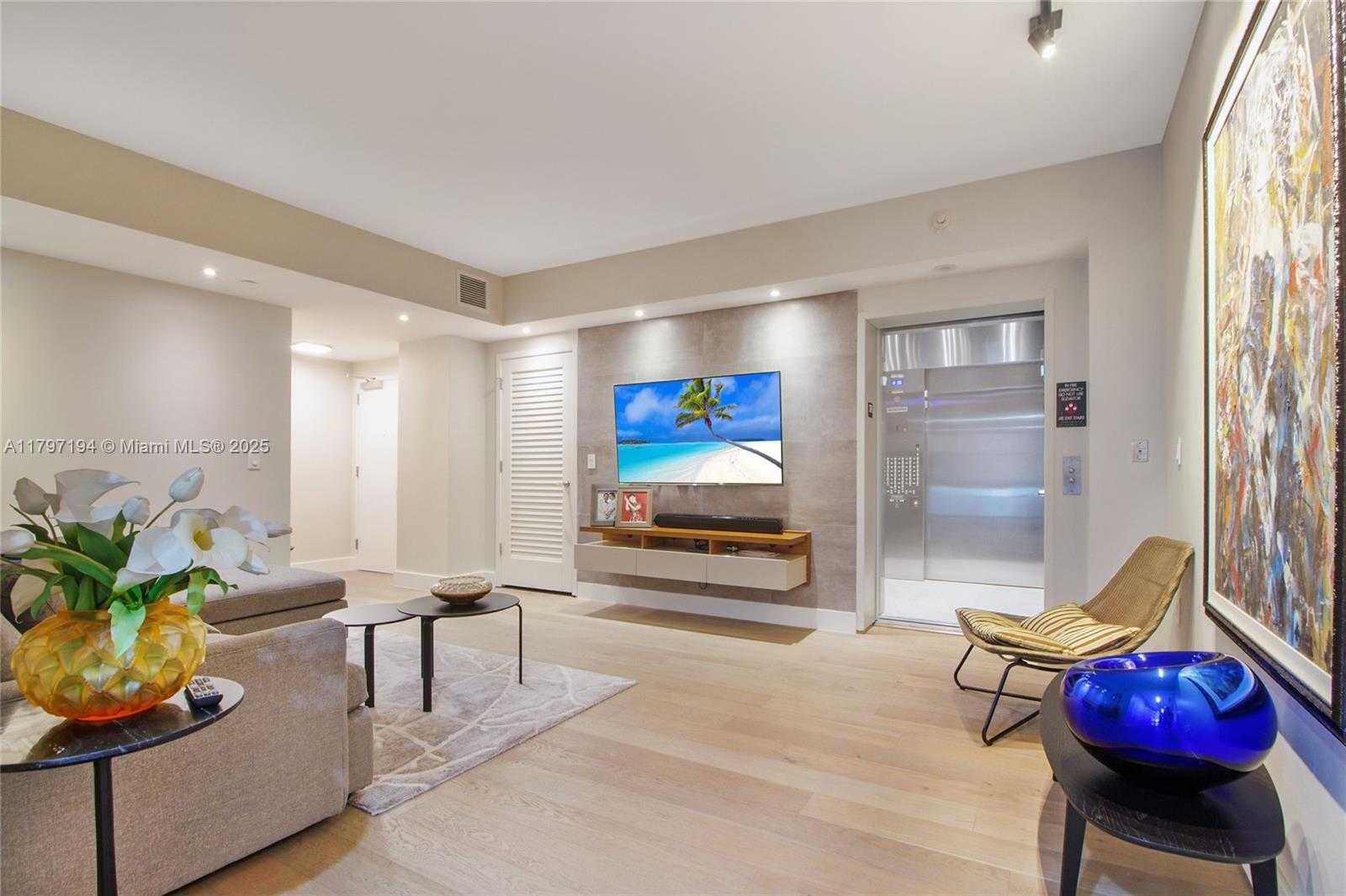 Small Image of 1010 BRICKELL AVE #3105, Miami Number 3