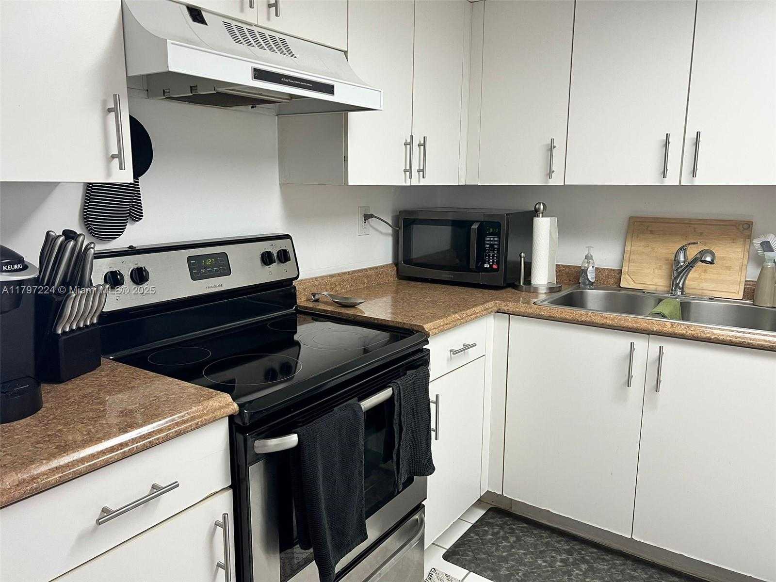 Small Image of 3300 NORTH EAST 192ND ST #803, Aventura Number 6