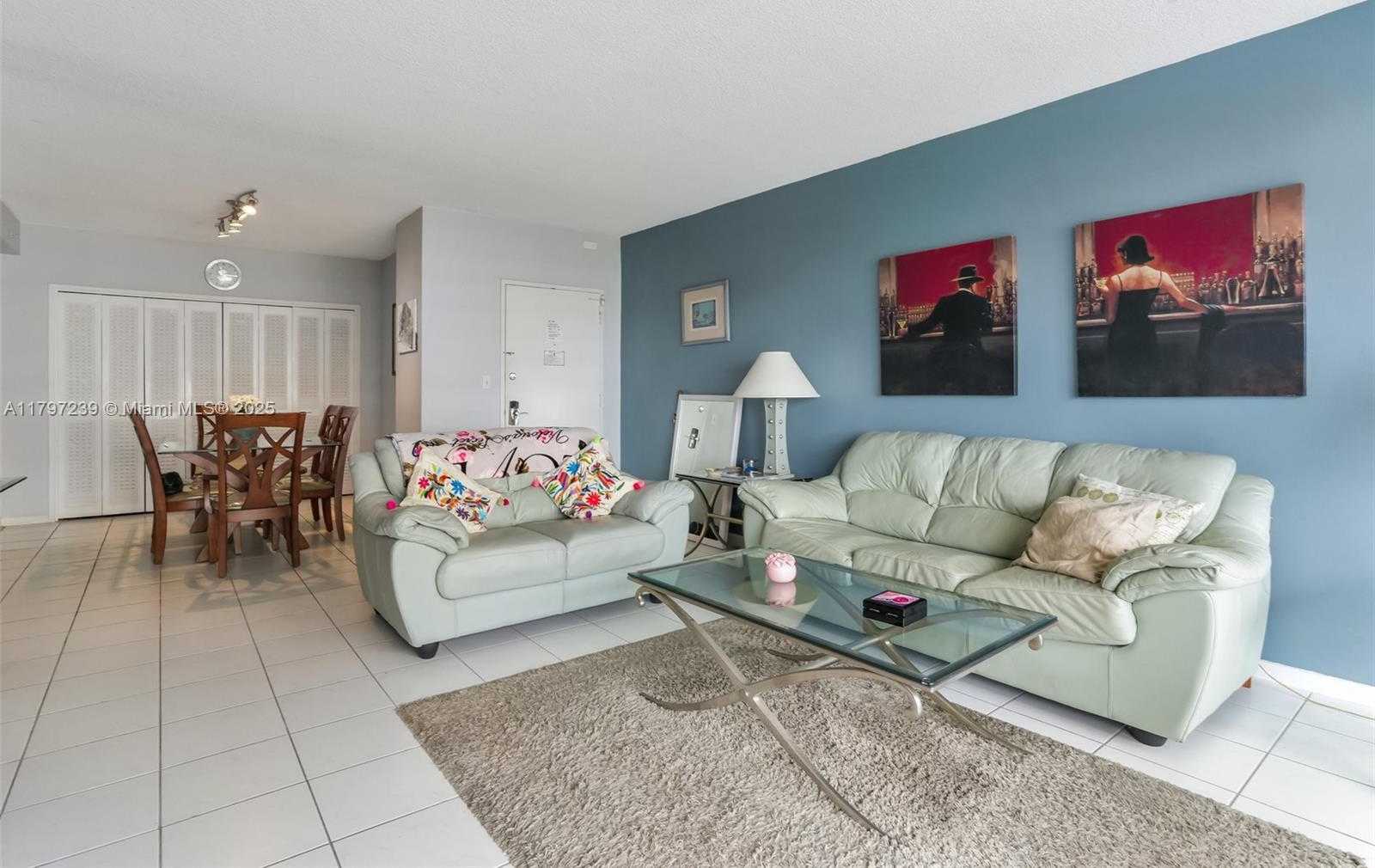 Small Image of 5601 COLLINS AVE #615, Miami Beach Number 14
