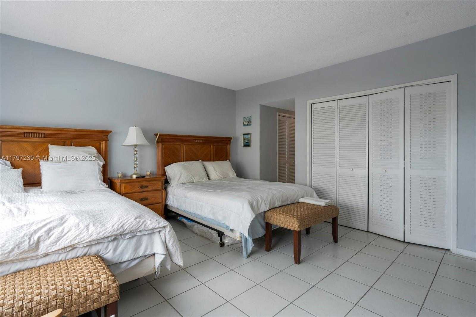 Small Image of 5601 COLLINS AVE #615, Miami Beach Number 18