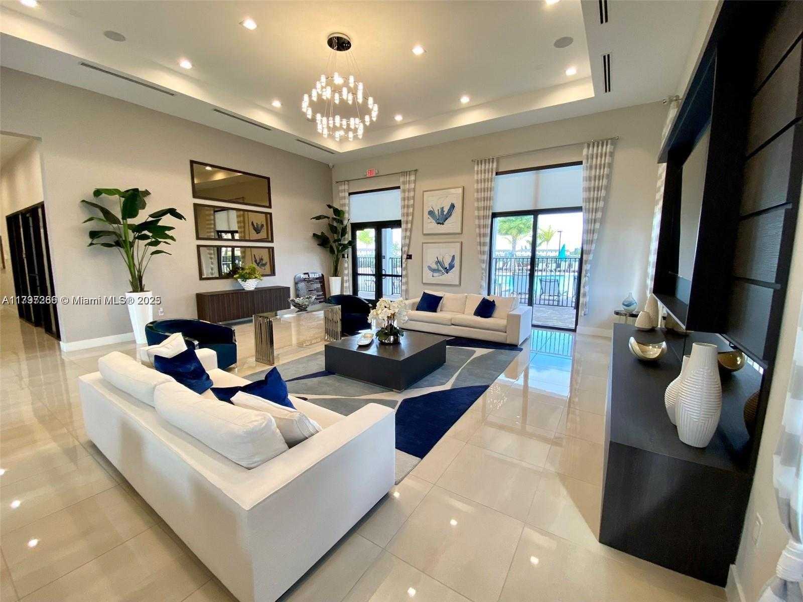 Small Image of 10607 WEST 34TH CT, Hialeah Number 29