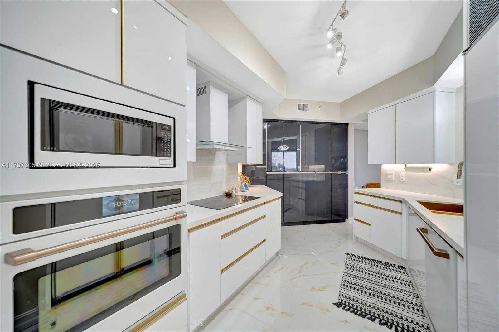 Small Image of 6051 NORTH OCEAN DR #603, Hollywood Number 10